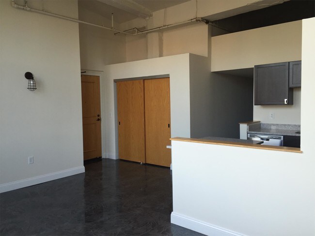 Building Photo - 4600 Woodward Ave