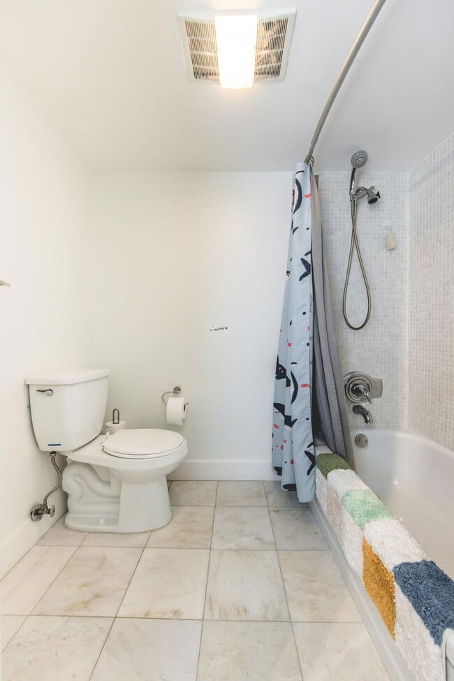 Foto del edificio - 501 SW 11th Pl