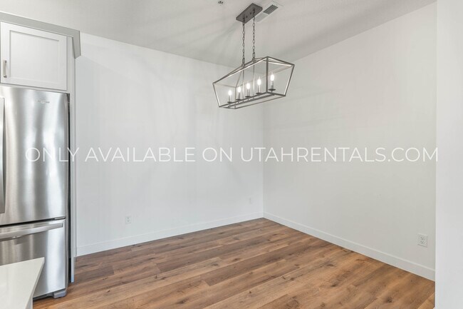 Foto del edificio - 891 S 2300 E