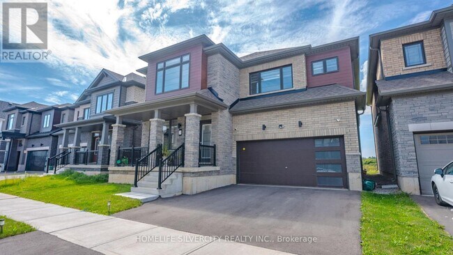Building Photo - 29 Bee Cres