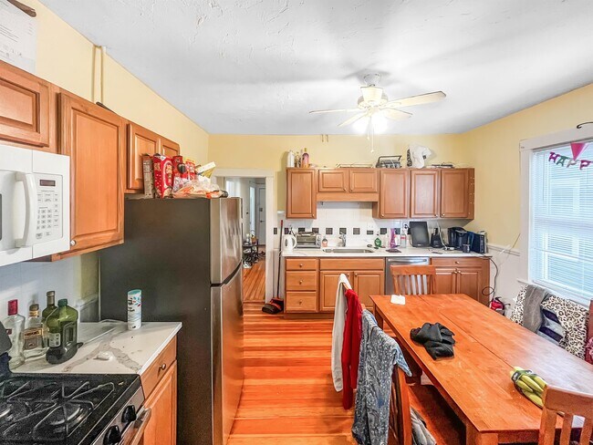 Foto del edificio - 1 Roberts Rd