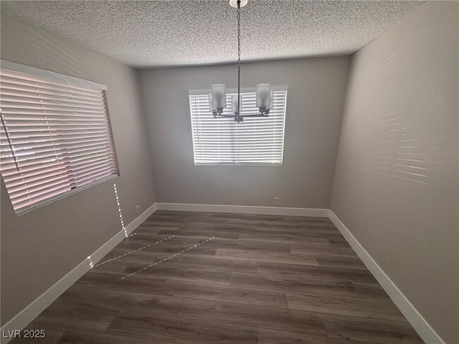 Building Photo - 3151 N Soaring Gulls Dr