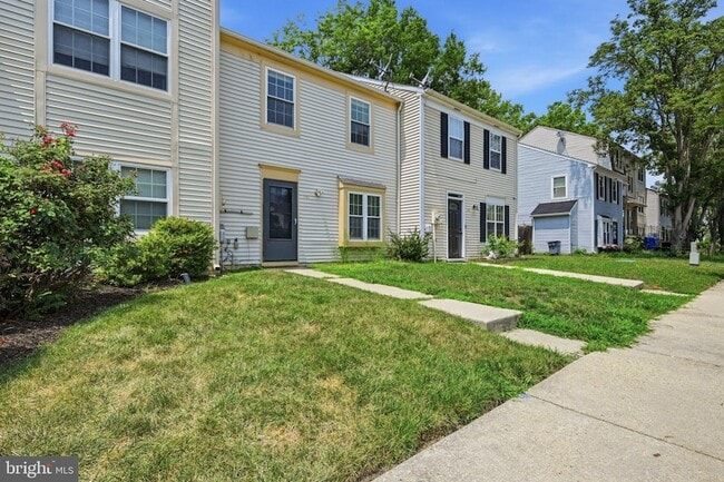 Photo - 16 Meadowside Court Unit Townhome