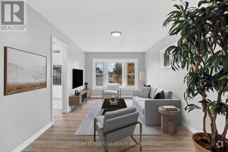 Building Photo - 5082 St Lawrence Ave