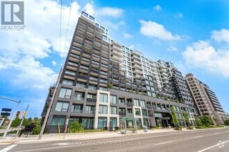 Building Photo - 1100-1100 Sheppard Ave W