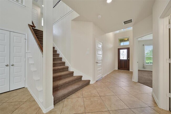 Building Photo - 18616 Birch Orch Ct