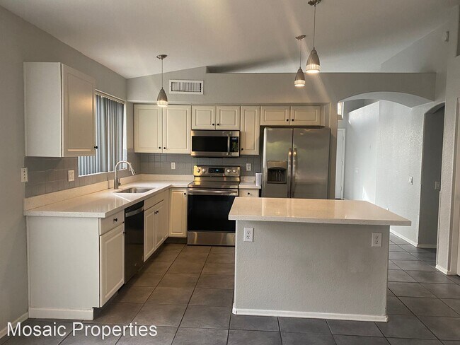 Foto del edificio - 3 br, 2 bath House - 2252 E Ross Ave