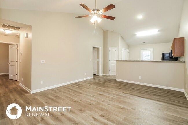 Foto del edificio - 3923 Springbrook Dr
