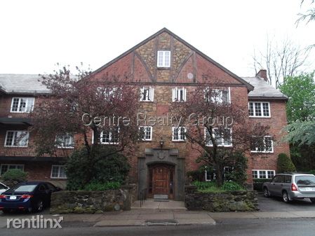Building Photo - 8 Mount Ida St