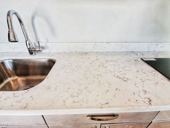 Foto del edificio - 1 br, 1 bath House - 687 LOS OLIVOS DR