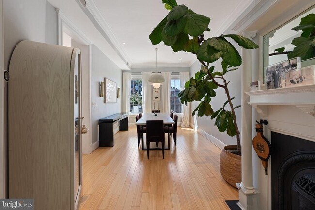 Foto del edificio - 21 V St NE