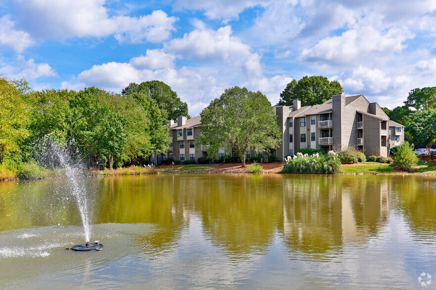 Eagle's Walk Apartments Rentals Charlotte, NC