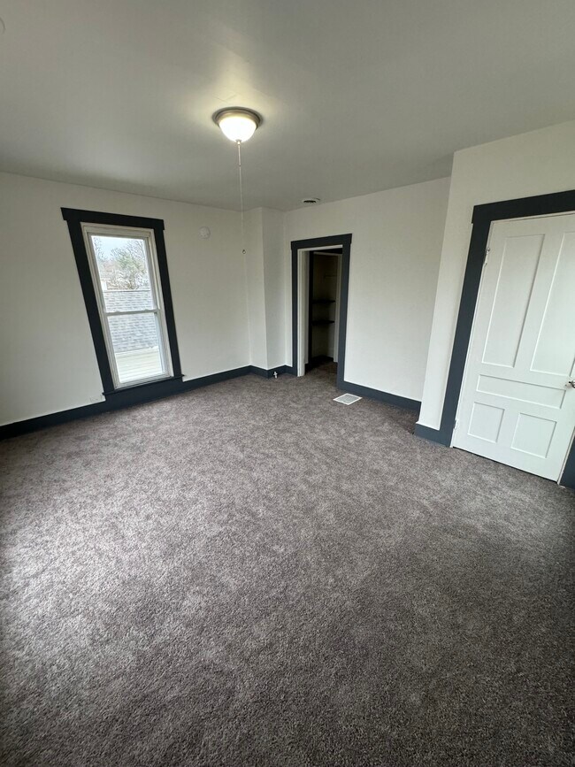 Foto del edificio - 110 N River St