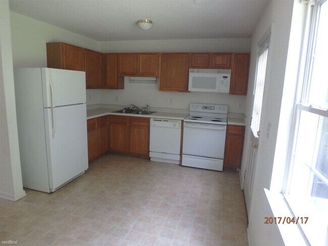 Foto del edificio - 2 br, 1.5 bath Townhome - 1566 Hollow Dr