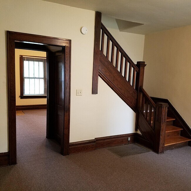 Building Photo - 2398 Indiana Ave