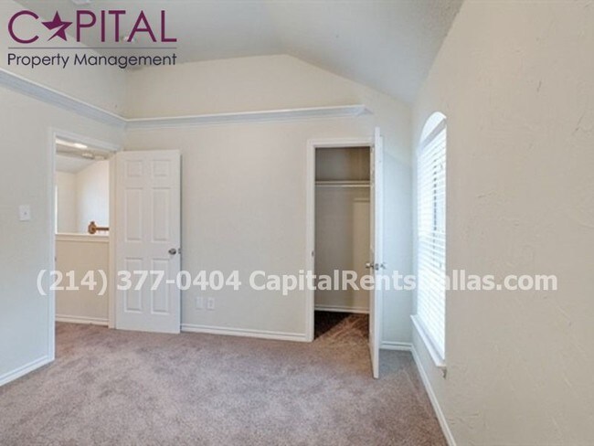 Building Photo - 5507 Bradley Ct