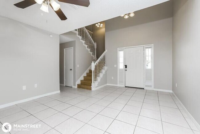 Foto del edificio - 6742 Brittany Chase Ct