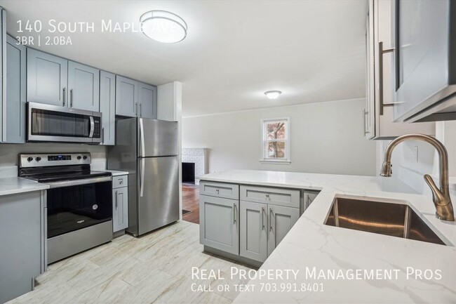 Foto del edificio - Qualify for a zero deposit? Remodeled in 2023