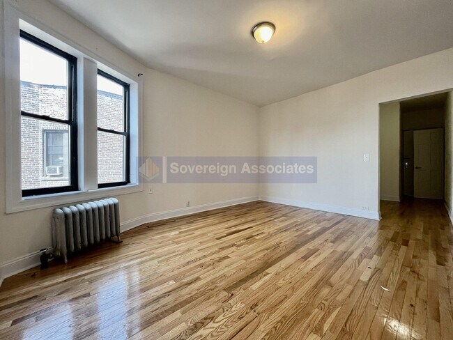 Foto del edificio - 614 West 152nd Street