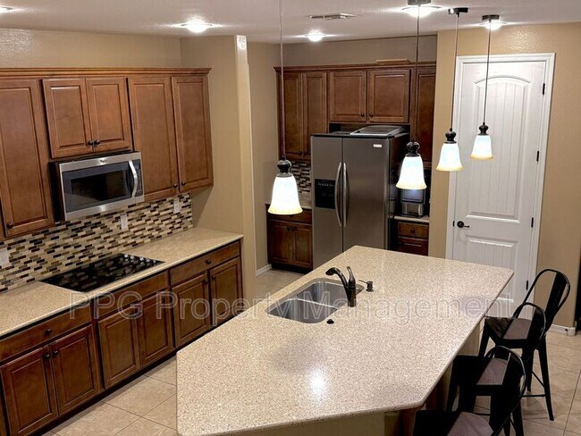 Foto del edificio - 15747 W Shaw Butte Dr