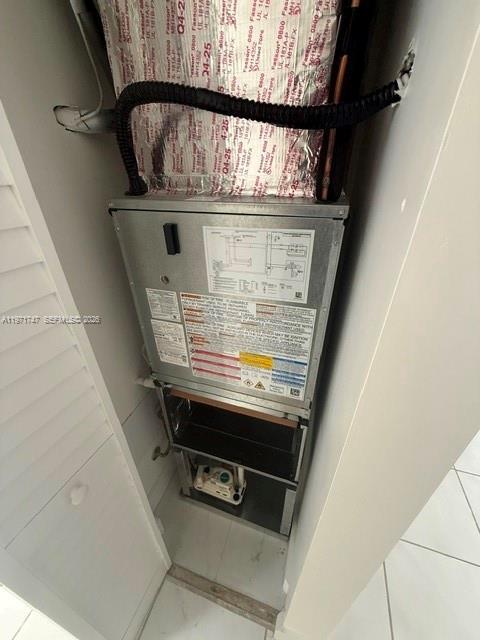 Foto del edificio - 8821 W Flagler St