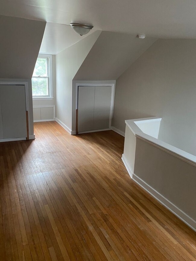 Foto del edificio - Charming Reading 3 BR Townhouse For Rent