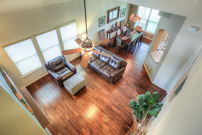 Building Photo - 66 W Spindle Tree Cir