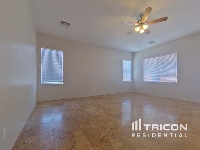 Building Photo - 25702 W Williams Ct