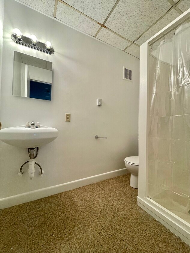 Building Photo - 854 Beacon St