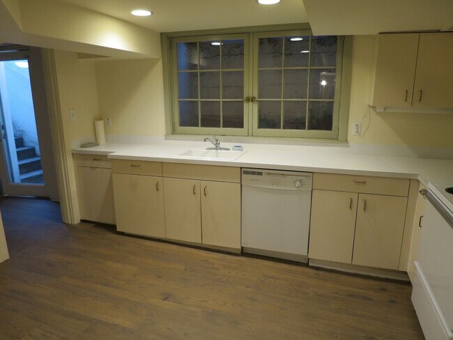 Foto del edificio - Spacious Studio near Kerry Park.