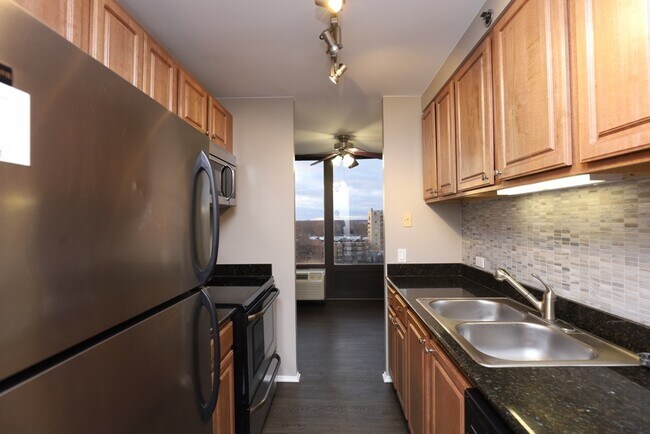 Foto del edificio - 4334 N Hazel St