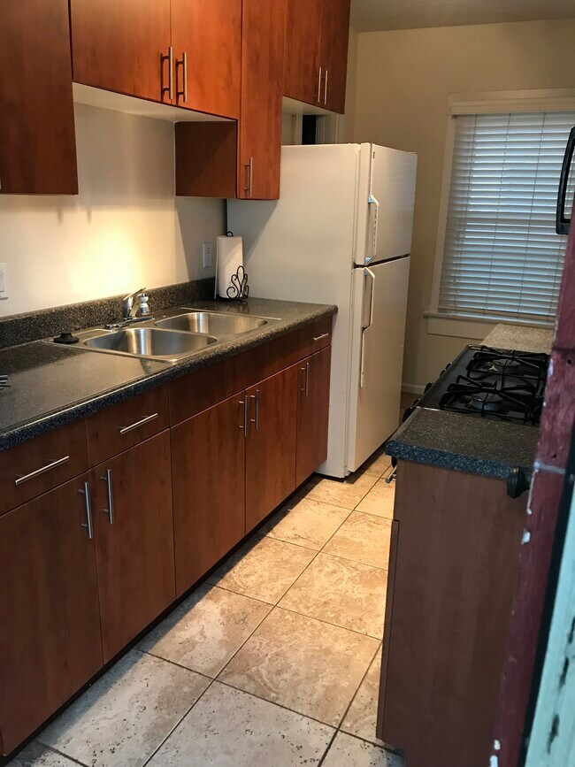 Building Photo - 1750 National Ave