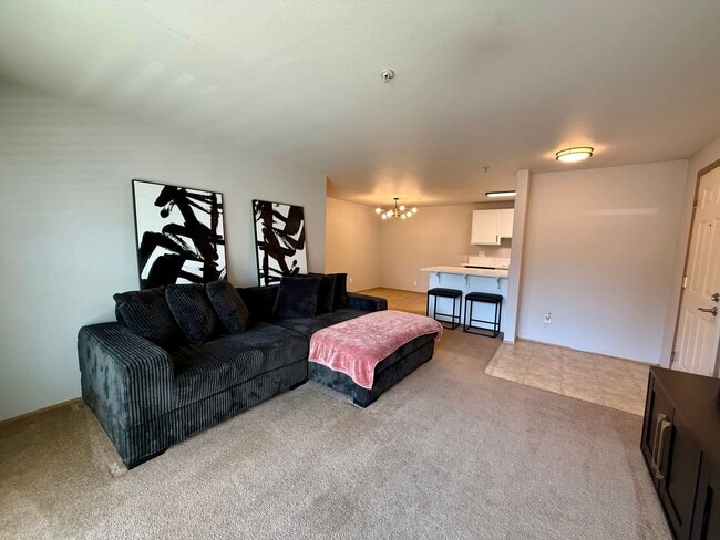 Photo - Burien Condo