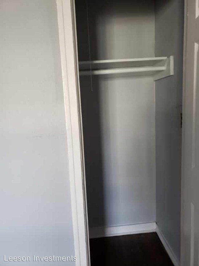 Building Photo - 3 br, 1 bath House - 2706 Meadow St