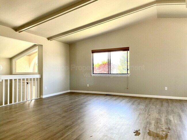 Foto del edificio - 5945 Breeze Ct