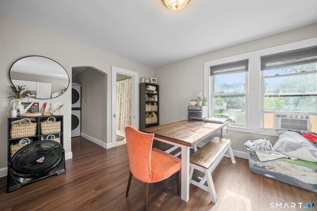 Foto del edificio - 383 Davis St