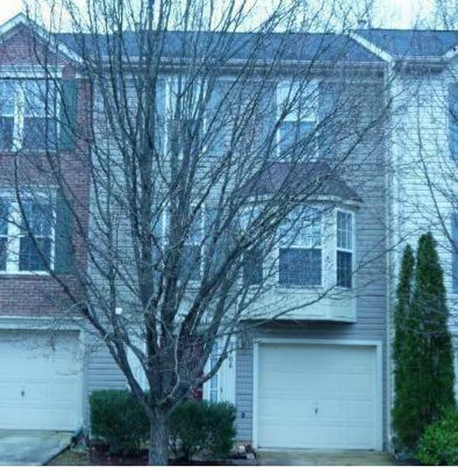 Building Photo - 3706 Fountain Bridge Ct