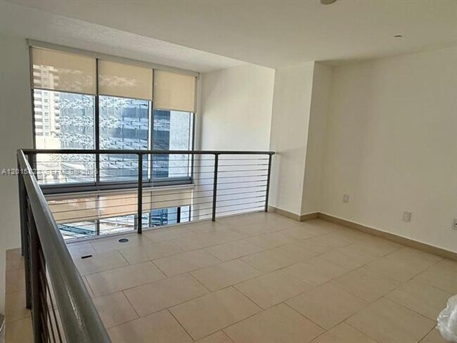 Foto del edificio - 1050 Brickell Ave