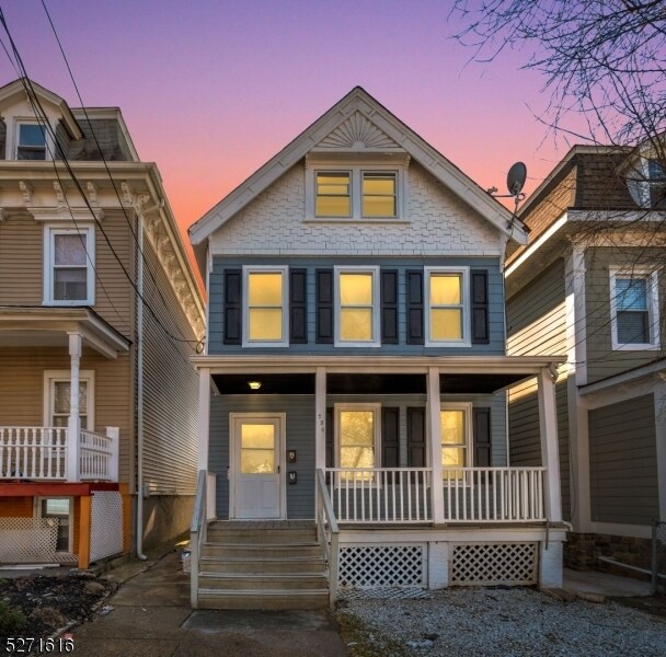Primary Photo - 236 Snyder St