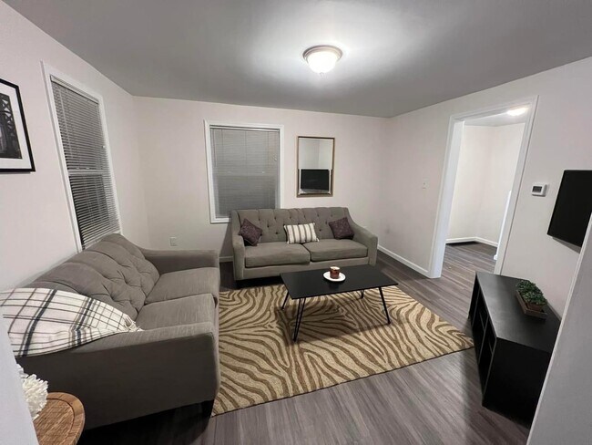 Foto del edificio - 17 Heather St