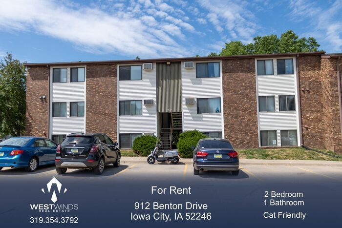 Foto principal - $850 | 2 Bedroom, 1 Bathroom Apartment | C...