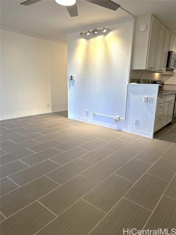 Building Photo - 2092 Kuhio Ave.