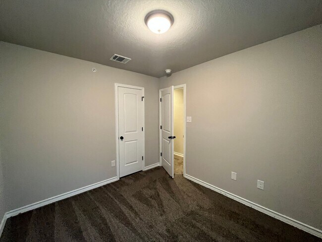 Foto del edificio - 6314 Luglio Lane #101, San Antonio, TX 78233