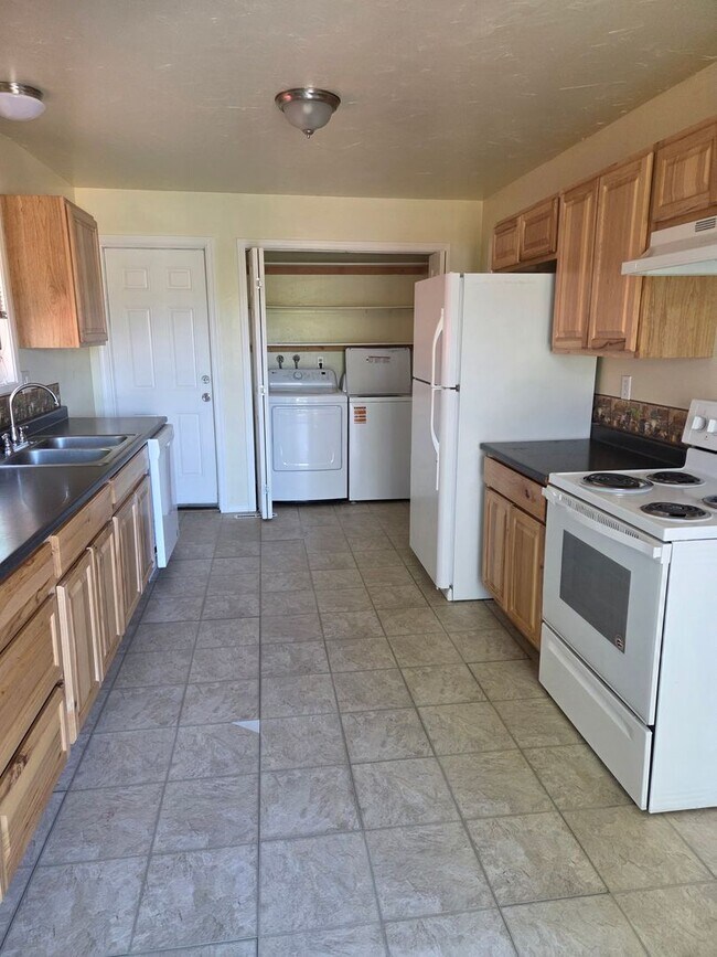 Foto del edificio - Very nice duplex 2 bedroom 1 bathroom