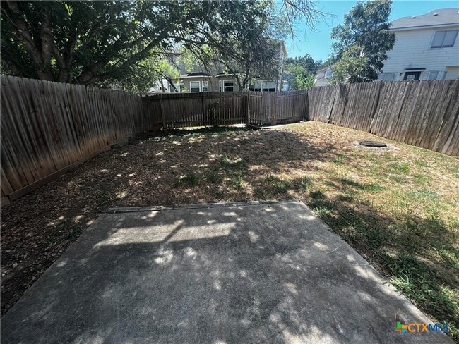 Building Photo - 125 Cedargrove