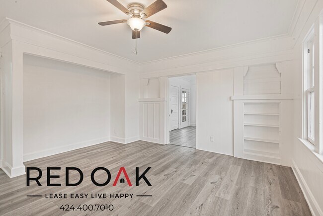 Building Photo - 4626 Wall St