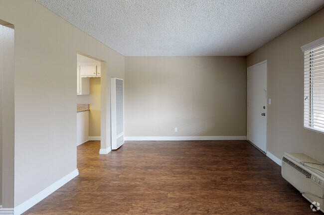 1HAB, 1BA - 640 ft² - Seville Apartments
