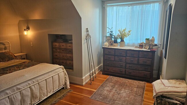 Building Photo - 2 Bed 1 Bath in Bozeman