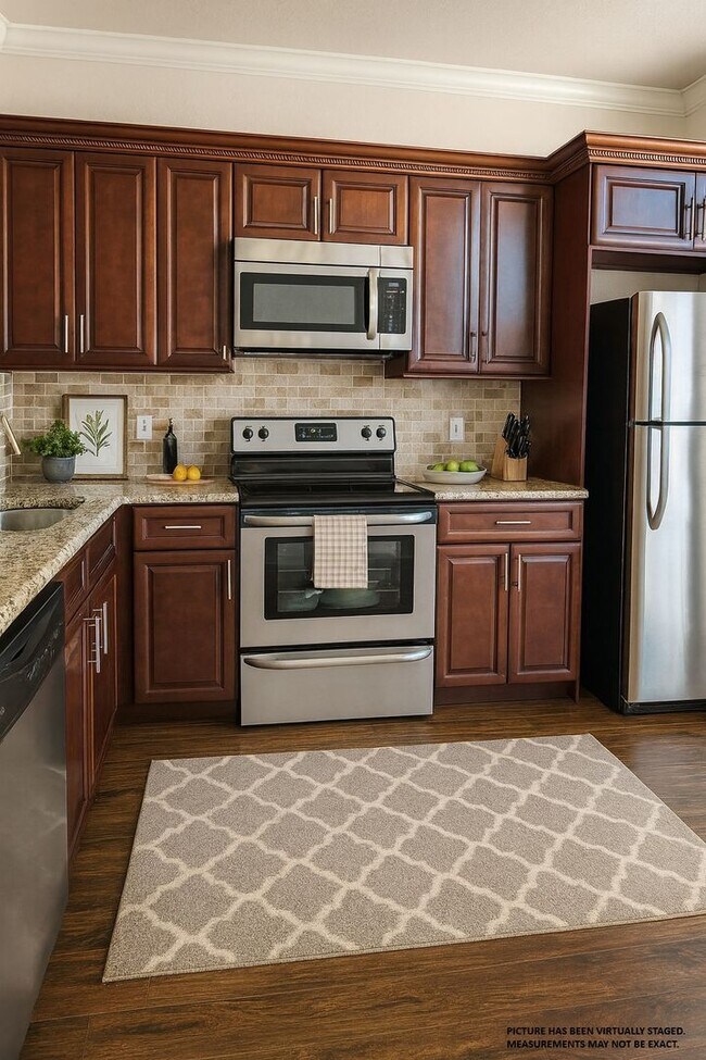 Photo - 1x1 Beautiful updated unit throughout w/balconette Apartment