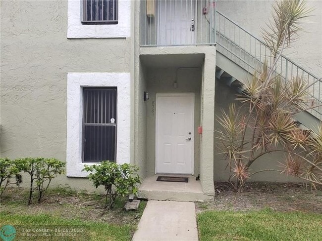 Building Photo - 8761 NW 39th St